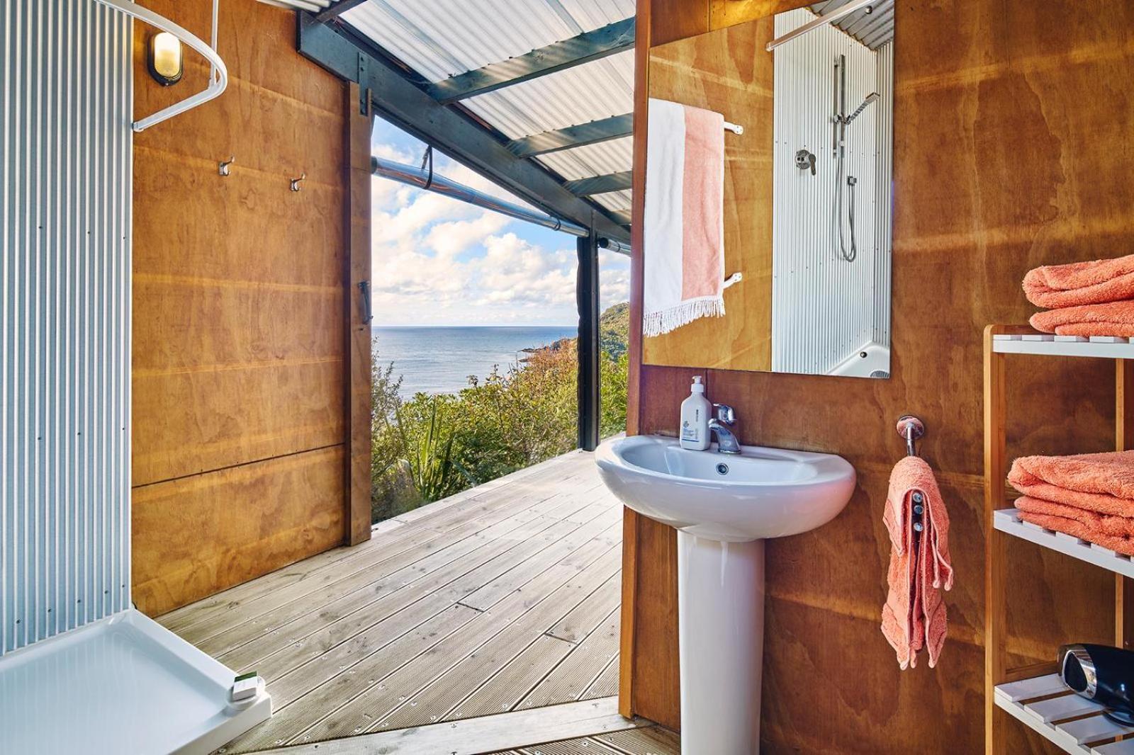 مبيت وإفطار توتوكاكا The Lighthouse Lookout المظهر الخارجي الصورة